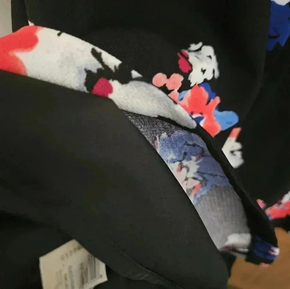 Vince Camuto Black Floral Print Fully Lined Fit & Flare Dress (sz 8) - Picture 6 of 7